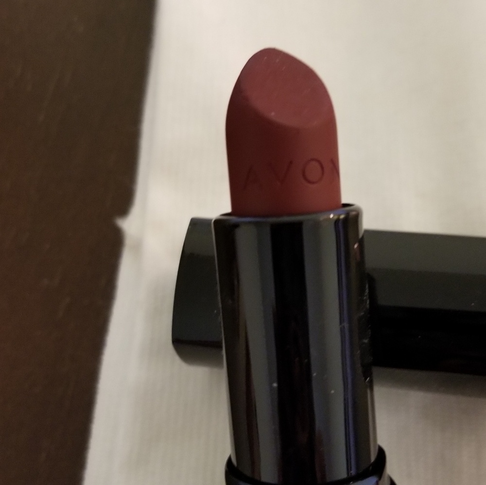 Avon lipstick in Superb Wine